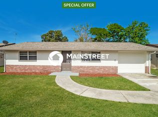 8935 Cairo Ln, Port Richey, FL 34668