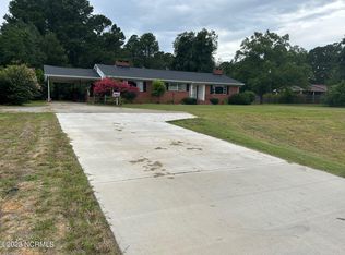 3460 Faircloth Fwy, Clinton, NC 28328
