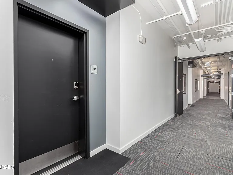 1326 N Central Ave #307 — Photo 33