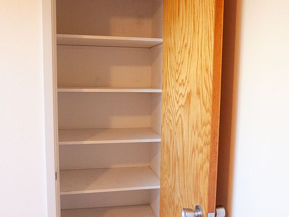 3rd image of 164 Valley St APT 5