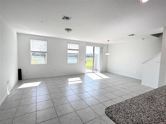 2nd image of 2549 Red Spruce Way