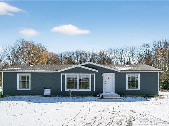 3rd image of 3413 Arenac State Rd