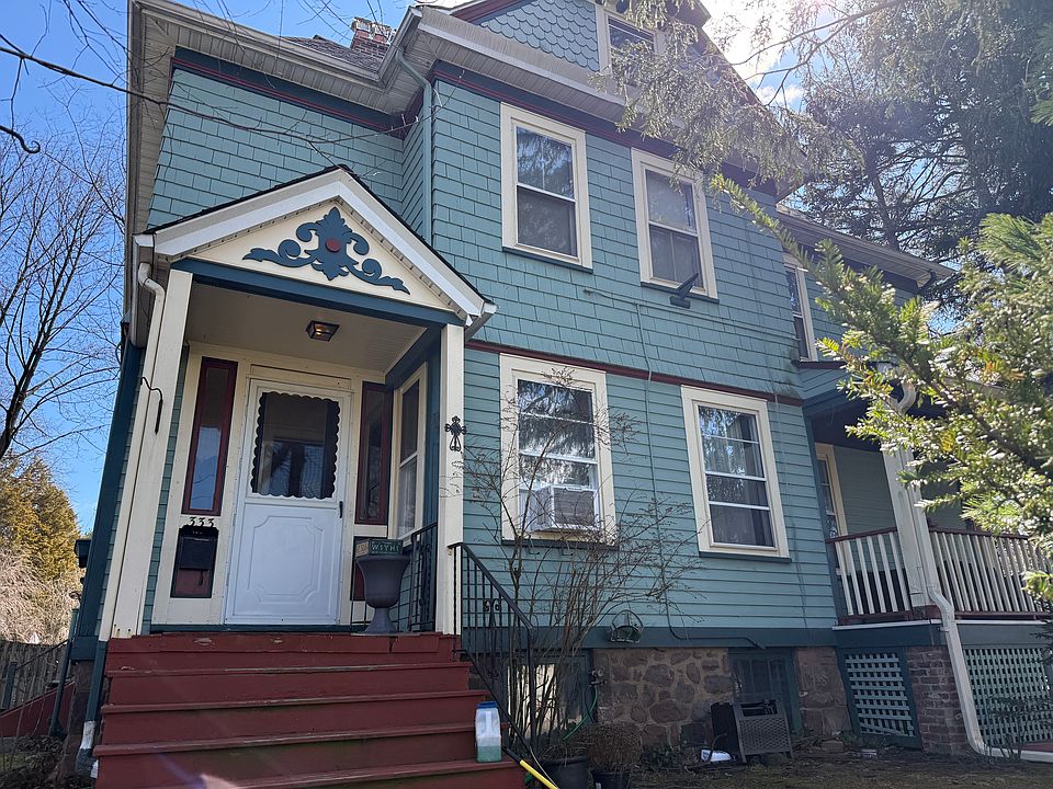 1st image of 132 Watchung Ave Floor 1