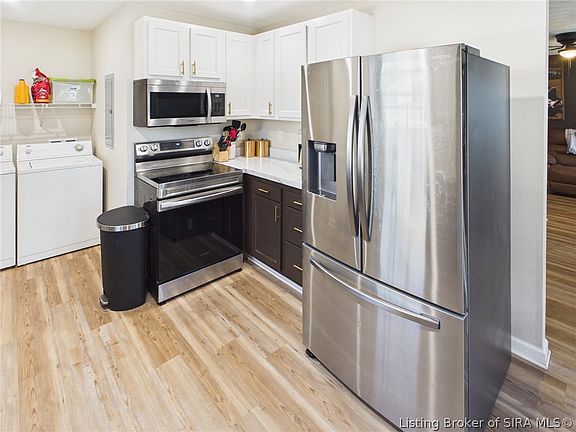 3rd image of 117 Spring Street