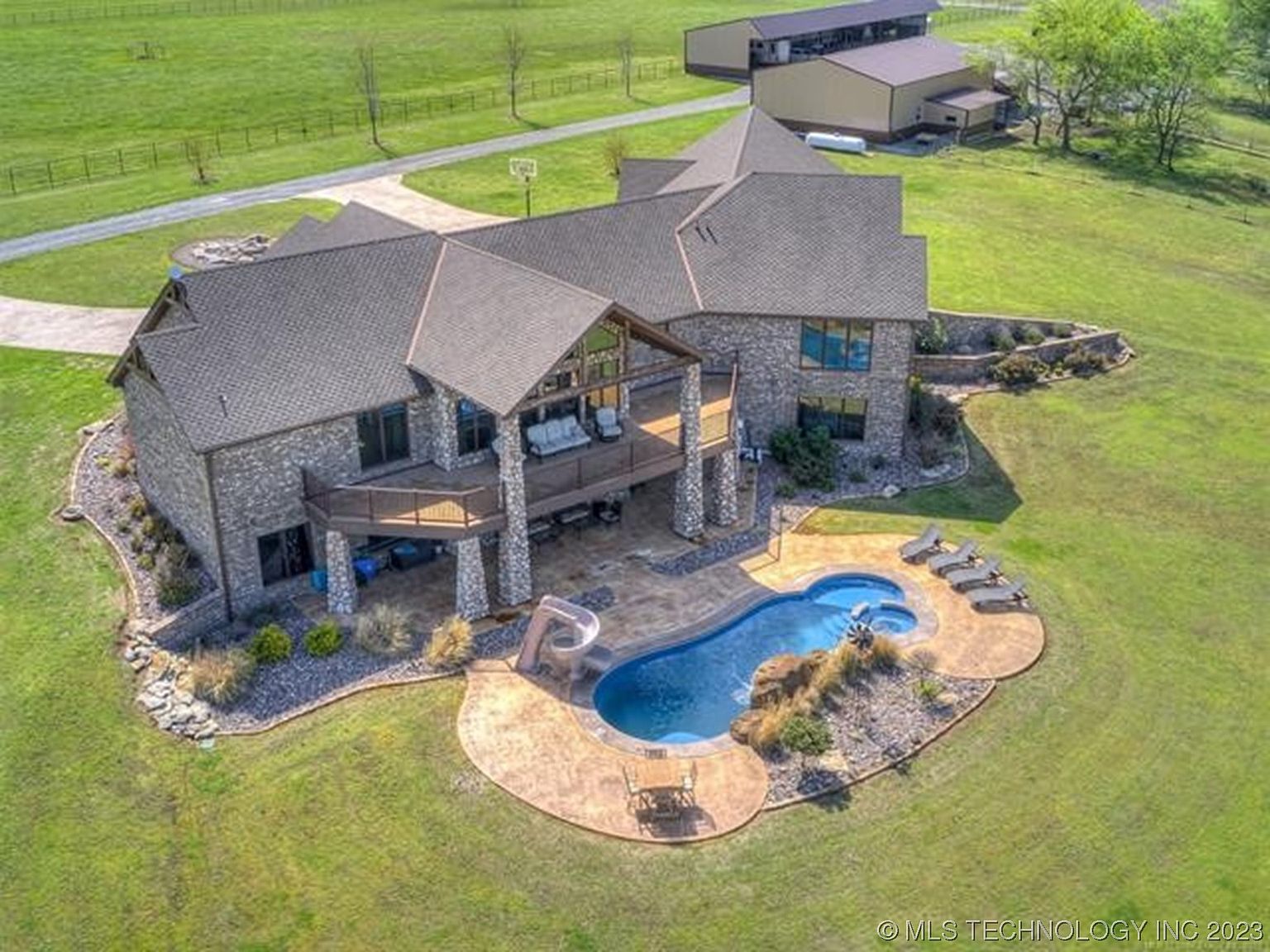 4141 N 428th Rd, Pryor, OK 74361 | Zillow