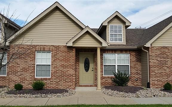 4th image of 2689 Westmoreland Dr Unit 3