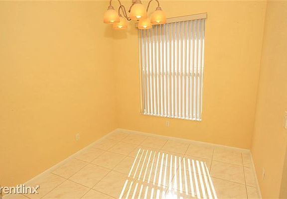 5th image of 4059 SW Kamsler St