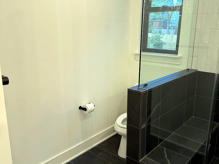 4117 Sarah Dr — Photo 22