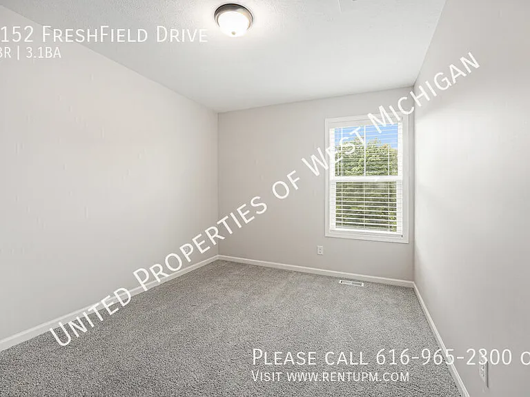 1152 Freshfield Dr — Photo 5