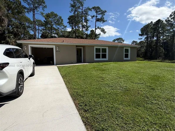 8079 Sherwood Cir, Labelle, FL 33935
