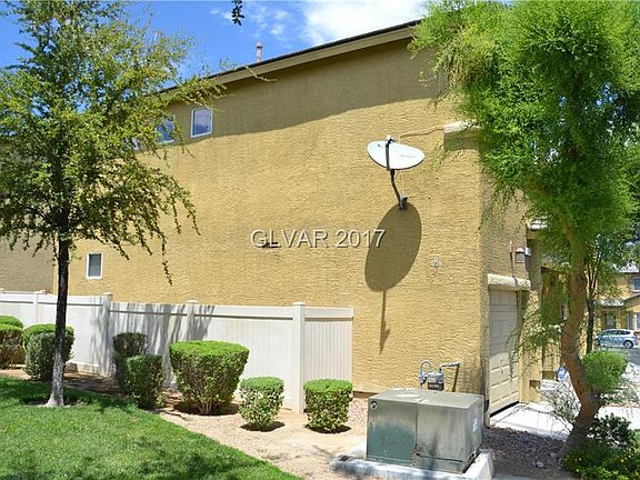 5th image of 6747 Wormwood Ln