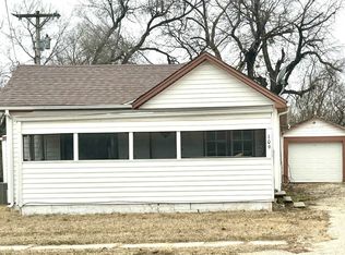 109 S 2nd St, Towanda, KS 67144