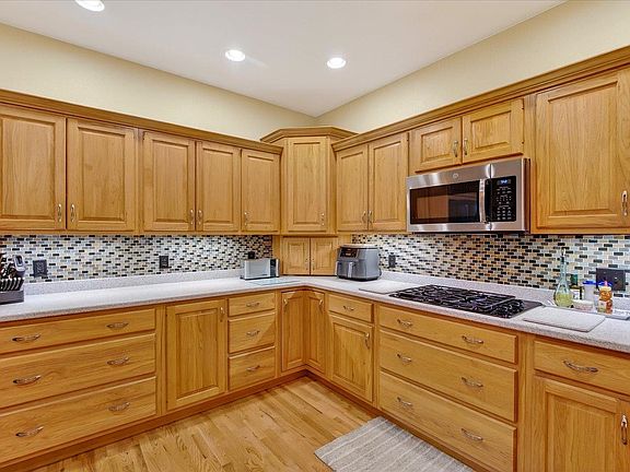 4th image of N9181 Cardinal Crest Ln