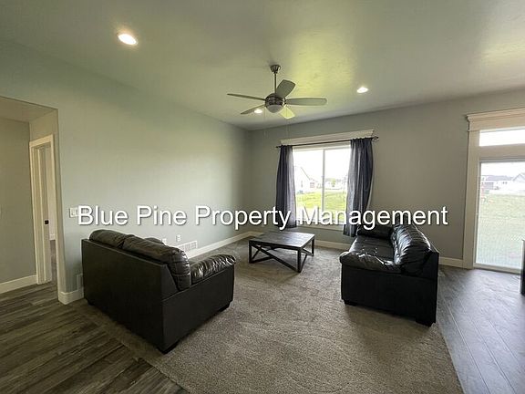 4th image of 4275 Saint Arbor