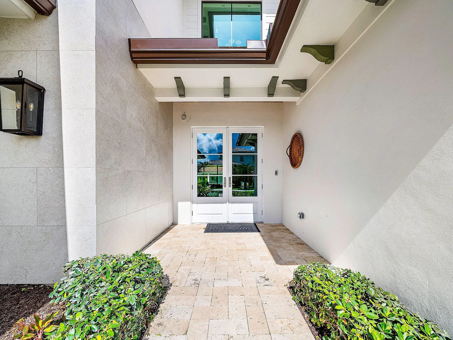 5 bed, 6.5 bath, 4685 sqft, $35,000 — Photo 4