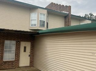12 Lumpkin Dr APT 2, Batesville, AR 72501