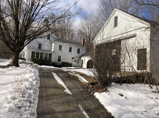 67 Townsend St, Pepperell, MA 01463