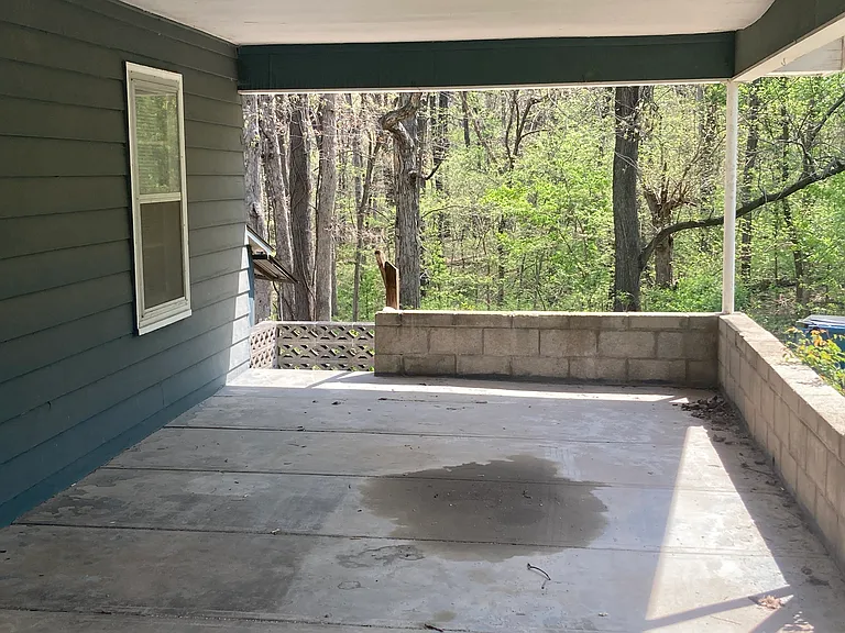 1404 S 5th Ave — Photo 15