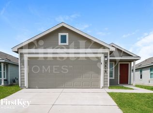 2418 Double Oak Dr, New Braunfels, TX 78130