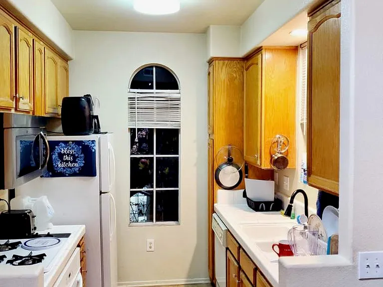 8644 New Salem St — Photo 2
