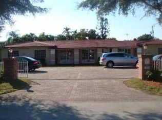 7920 SW 69th Ter, Miami, FL 33143