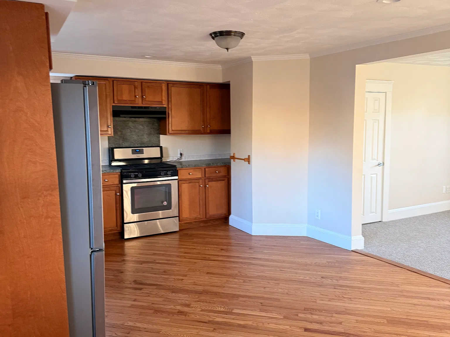 3 bed, 1091 sqft, $2,800 — Photo 1