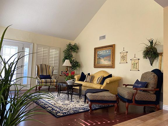 3rd image of 23298 Forest Canyon Dr