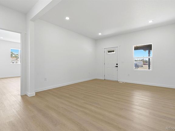 4th image of 335 Strong Street