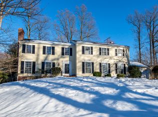 7501 Masters Dr, Potomac, MD 20854