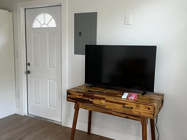 2436 Holly Ln NE — Photo 56