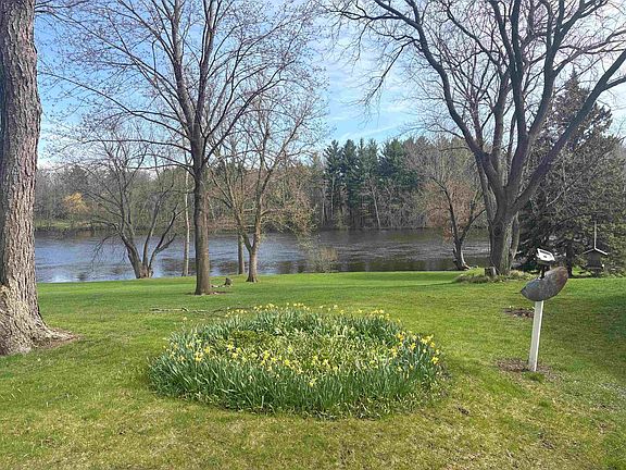 5th image of 520 Rockview Ct