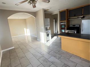 9510 Bandera St, Los Angeles, CA 90002