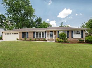 305 Quincy Dr SW, Huntsville, AL 35801