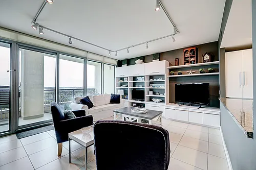 801 E Beach Dr #BC0412 Photo 1