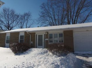 906 Princeton Ave, Matteson, IL 60443