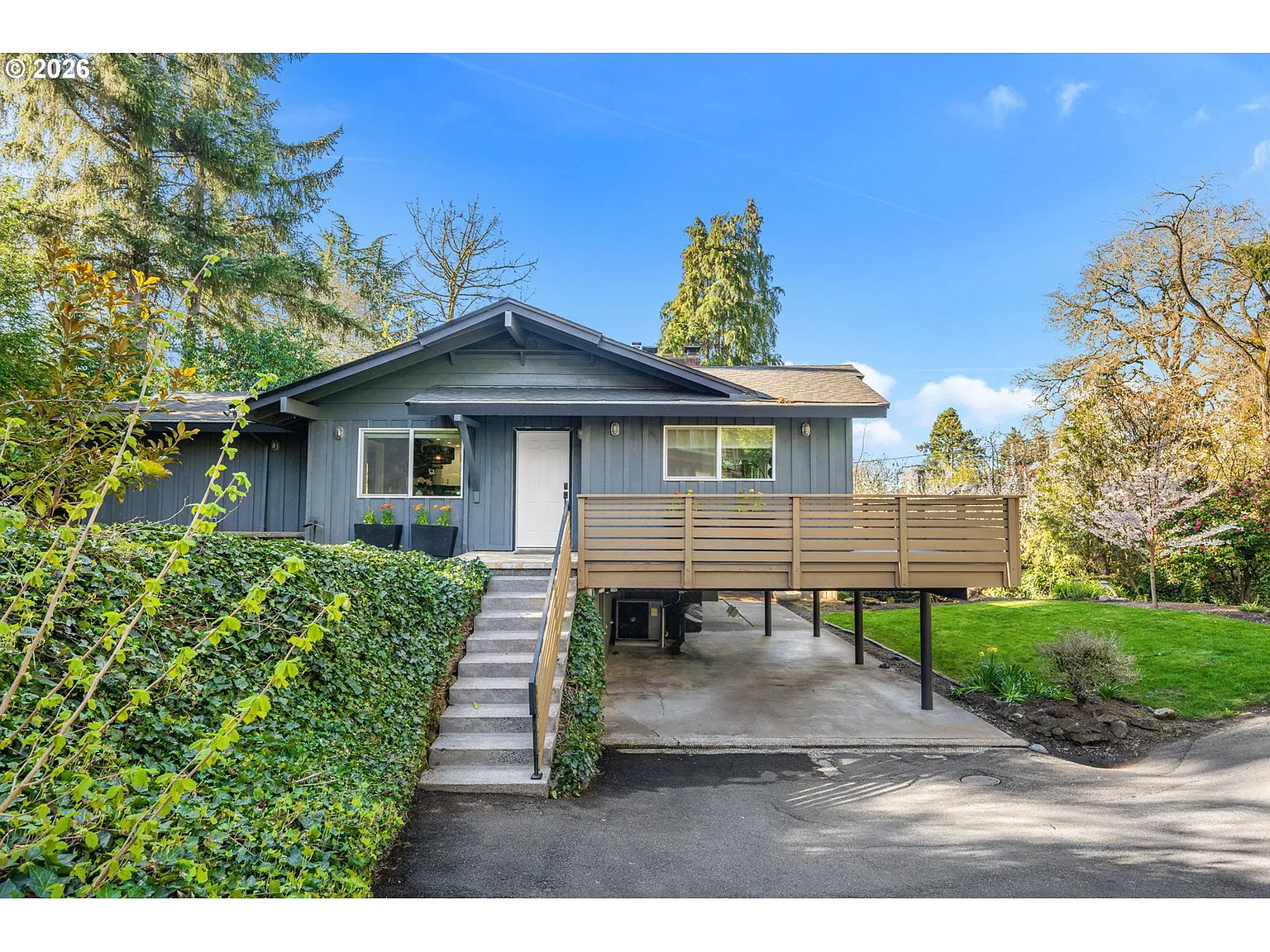 5054 SW 26th Pl photo 1