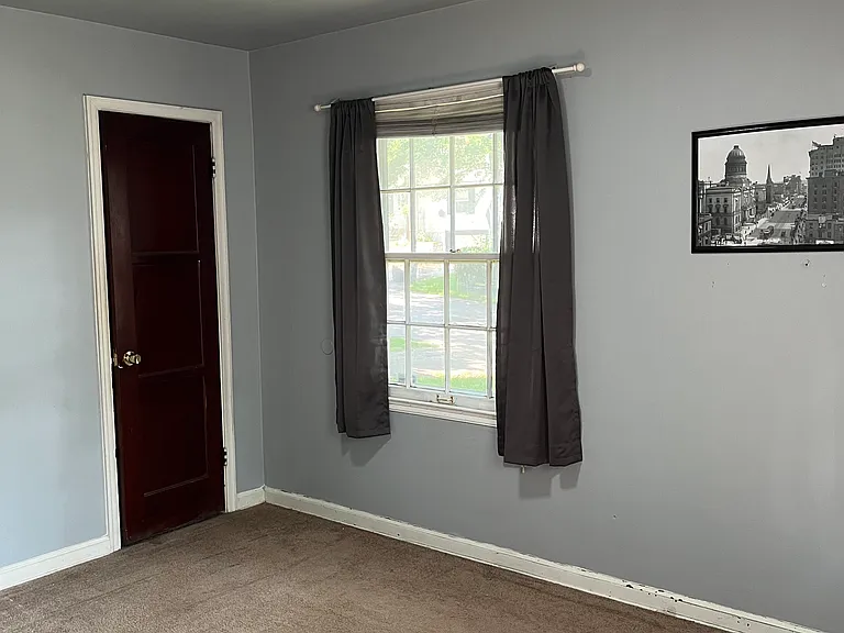 2715 Haskell Ave — Photo 6