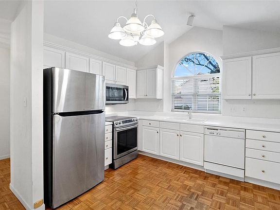 5th image of 1209 Moorland Woods Ct