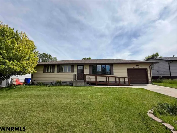 1970 20th St, Gering, NE 69341