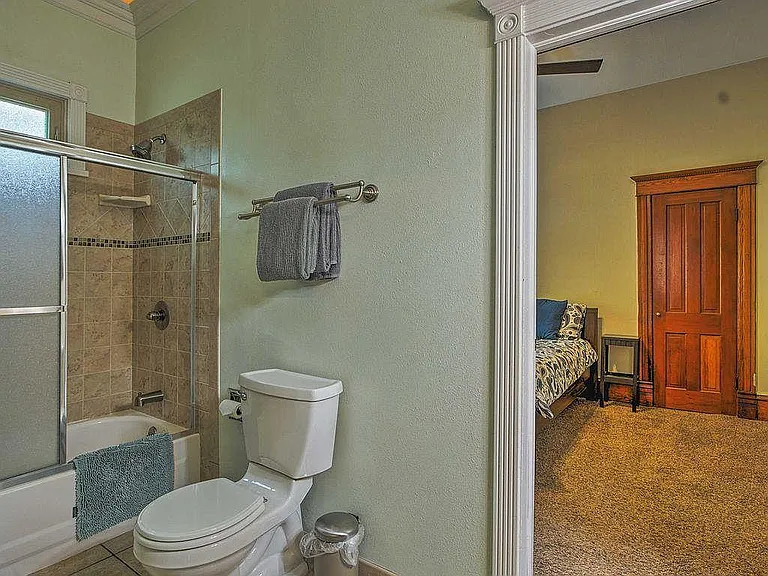 331 Whedbee St — Photo 6