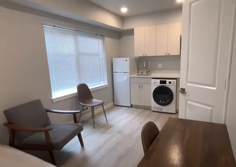 Ace Apartments — Photo 39