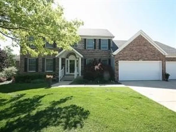 881 S Oakland Ave, Forsyth, IL 62535