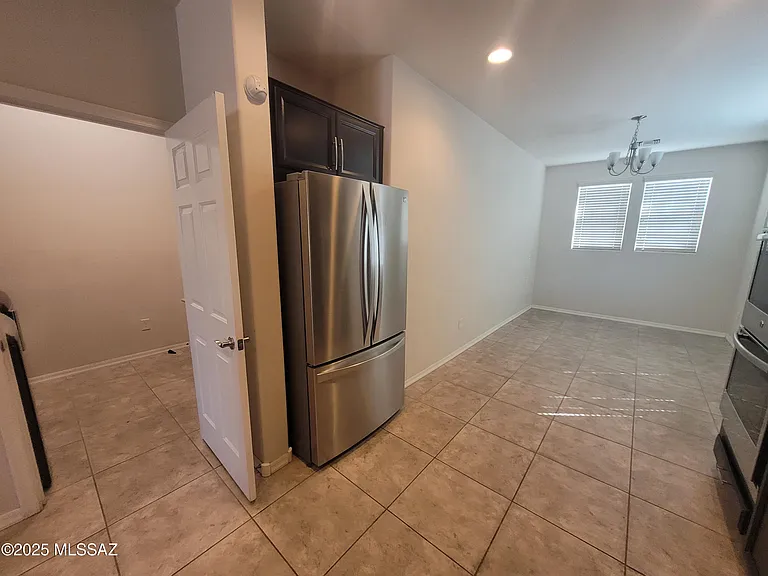 8042 S Dolphin Way — Photo 9
