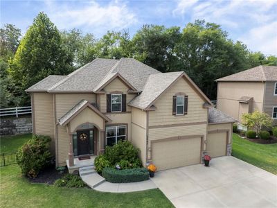 5862 National Dr, Parkville, MO, 64152