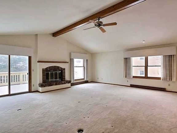 3rd image of 3145 Madonna Dr