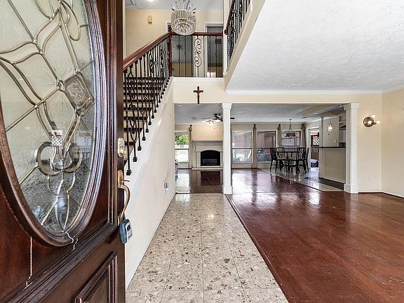 5th image of 2703 Planters St