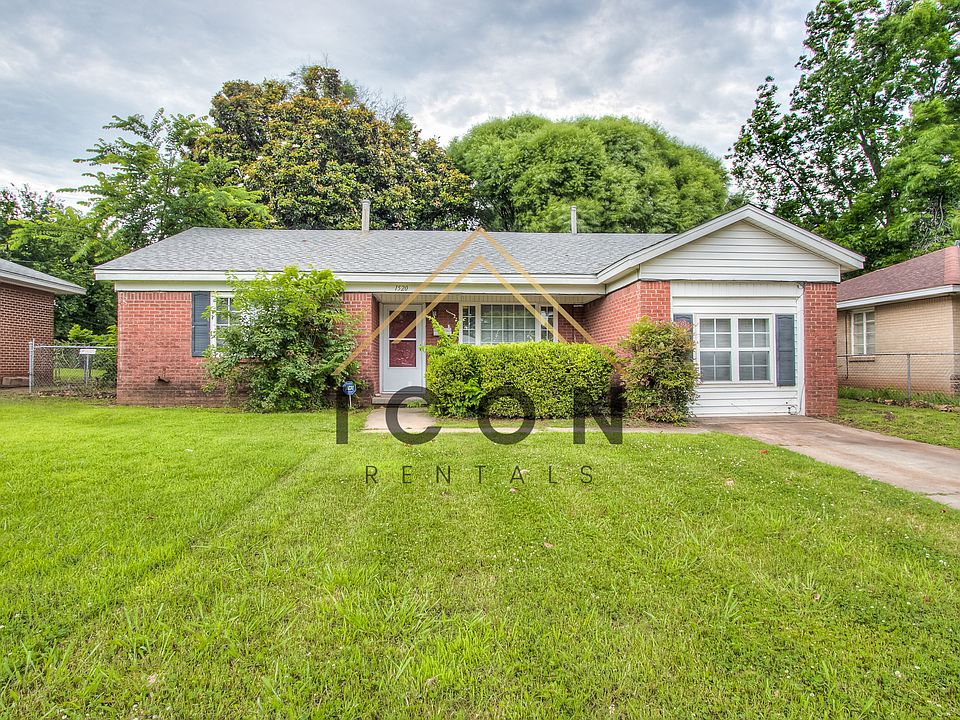 1st image of 1520 NE 46th St