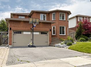 14 Raiford St, Aurora, ON L4G 6J2