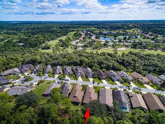 3rd image of 4240 SW Mallard Creek Trl