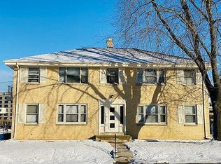 2382 S 92nd St APT 2, Milwaukee, WI 53227